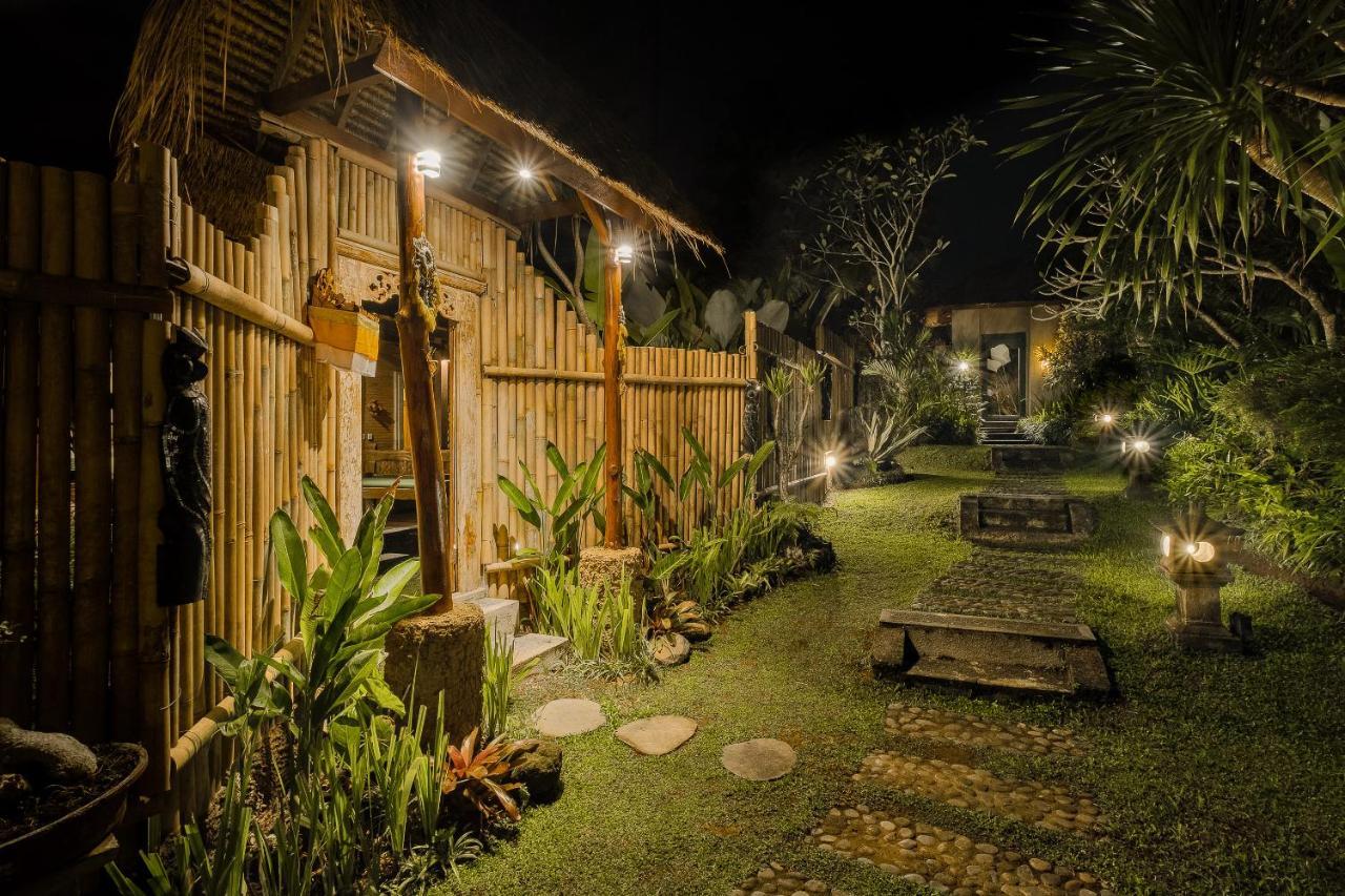 Teja Lokha Ubud Villa Ngoại thất bức ảnh